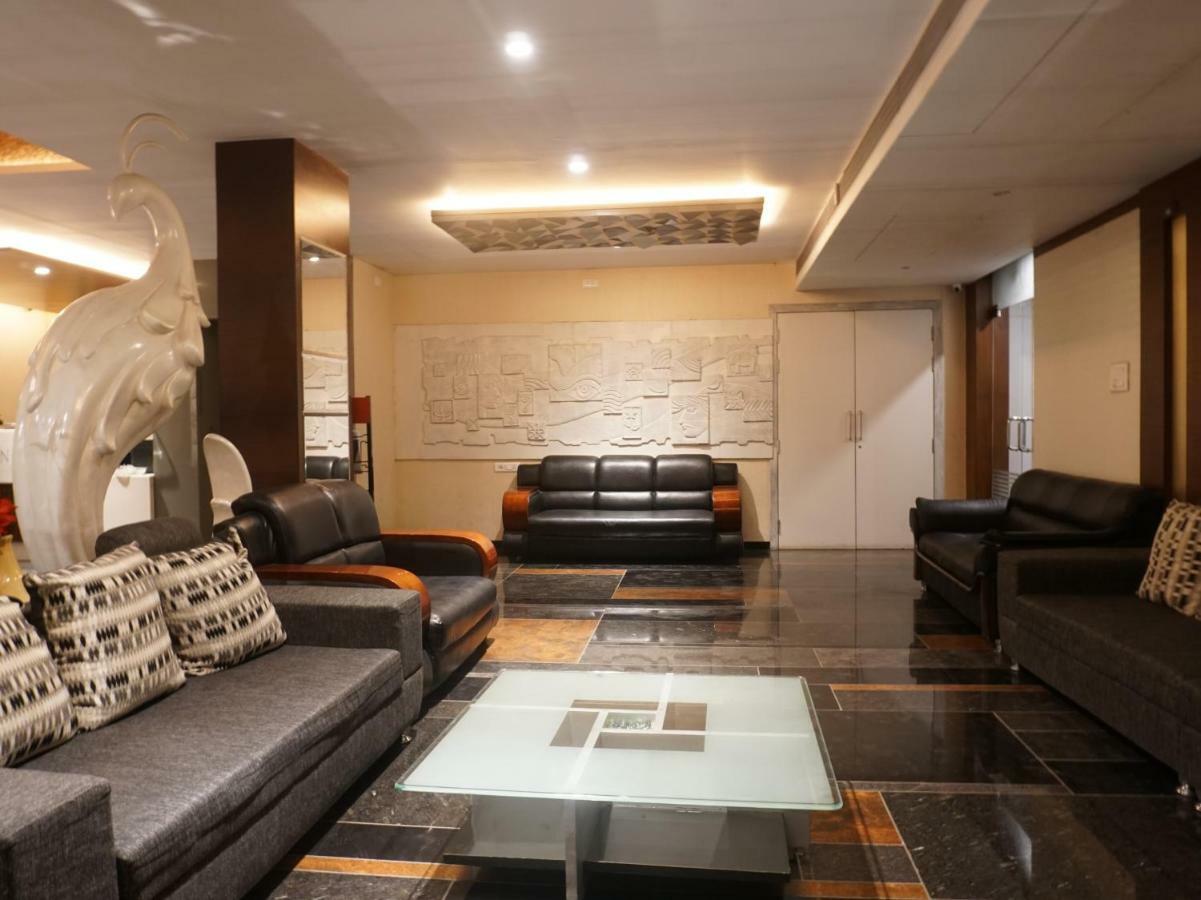 Palette Four Seasons Recreation Resort Jalgaon Экстерьер фото