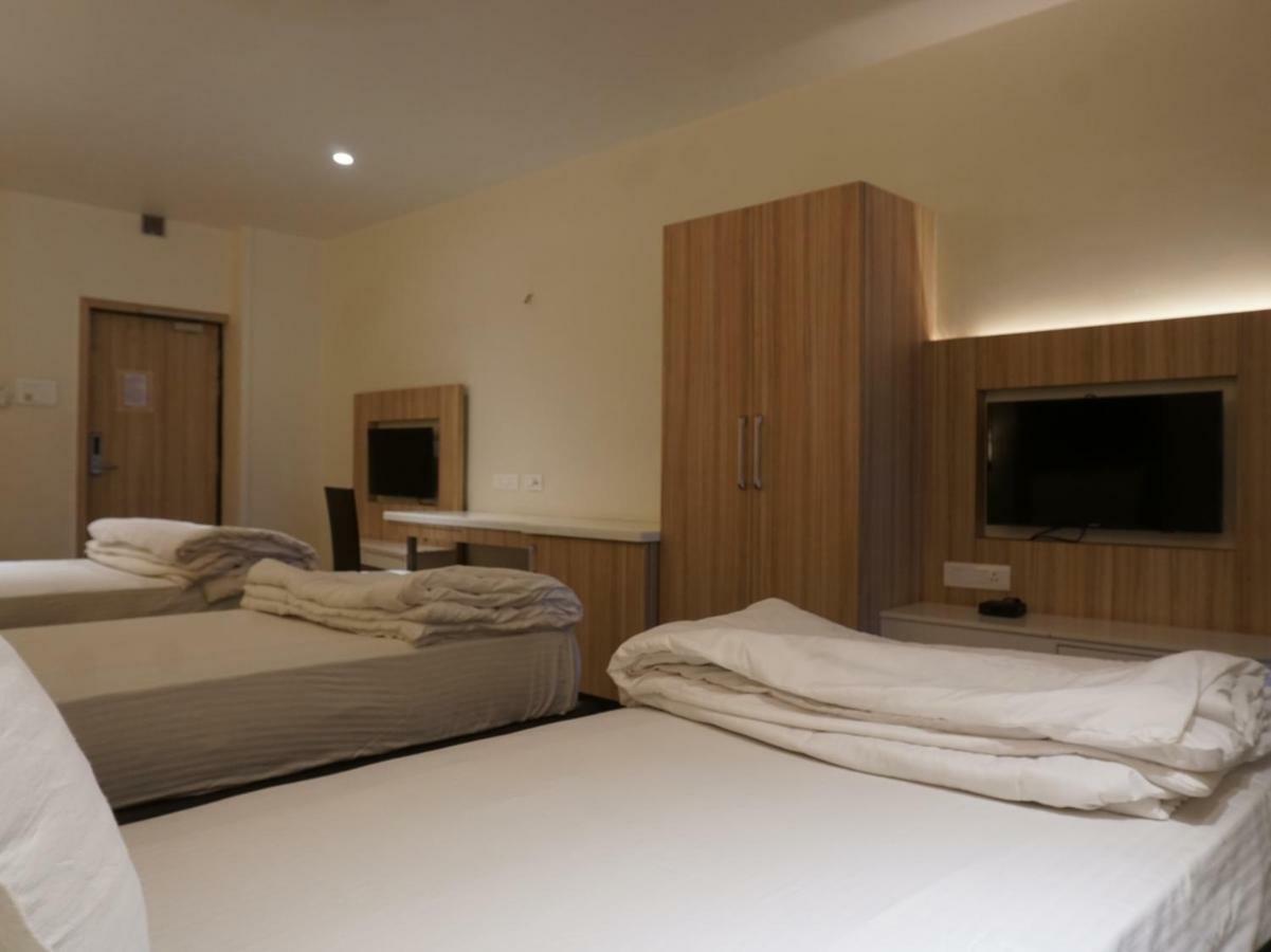 Palette Four Seasons Recreation Resort Jalgaon Экстерьер фото