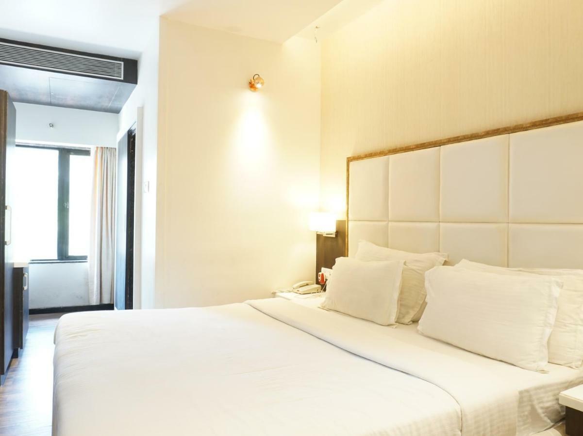 Palette Four Seasons Recreation Resort Jalgaon Экстерьер фото