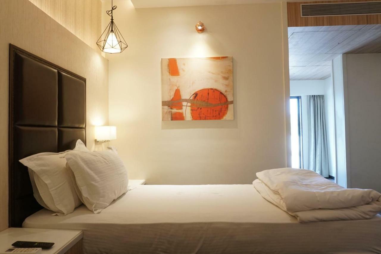 Palette Four Seasons Recreation Resort Jalgaon Экстерьер фото